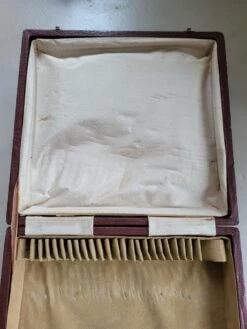 Coffret Vide Pour 24 Couverts Ménagère Couverts -Cuisine Fournitures Soldes Boutique 1000x1000 1000001106 n68u0 1948737314