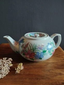 Théière Porcelaine Motif Floral Exotique, Peint Main, Vintage Thé, Café Ou Petit Cacao