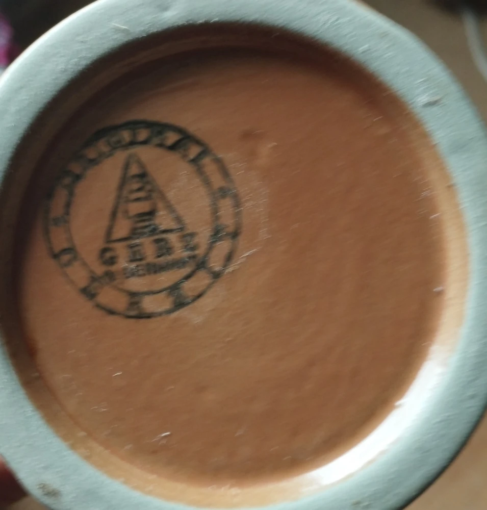 Chope Céramique, Couvercle étain, Décor Moyen âge, Estampillé Gerz, Germany Verres 5 Chope Céramique, Couvercle étain, Décor Moyen âge, Estampillé Gerz, Germany Verres – Image 5