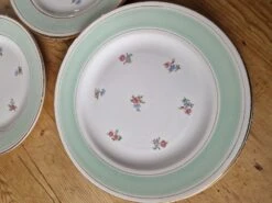 4 Assiettes Plates Saint Amand/l'amandinoise Vintage Et Une Assiette à Dessert Assiettes -Cuisine Fournitures Soldes Boutique 1000x1000 1000011504 ati0j 328677154