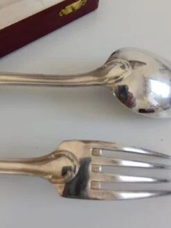 Coffret De Deux Couverts En Argent Massif Ercuis Année 50 Couverts -Cuisine Fournitures Soldes Boutique 1000x1000 1708680071620 ymp4b 2058727099