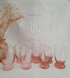 Petits Verres En Verre Rose Verres