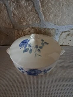 Soupière Vintage En Faïence De Digoin Sarreguemines Décor Roses Bleues 13 Plats, Saladiers Et Coupelles -Cuisine Fournitures Soldes Boutique 1000x1000 4 t1vmn 1479191670