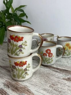 Tasses En Très Vintage Au Décor Floral Thé, Café Ou Petit Cacao -Cuisine Fournitures Soldes Boutique 1000x1000 782fb062 0d7c 43db 9f64 f065820f2b85 groq4 748857683