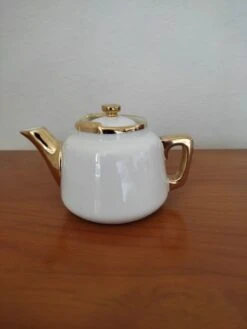 Théière Porcelaine Blanc Et Or Aluminite Frugier Limoges Vintage Thé, Café Ou Petit Cacao