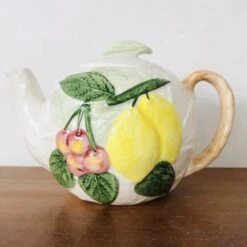 Théière En Barbotine Décor Fruits Thé, Café Ou Petit Cacao