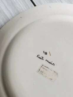 Assiette Décorative Décor Fait Main Style Moustiers. Assiettes -Cuisine Fournitures Soldes Boutique 1000x1000 img 1242 c0pcv 2131911025