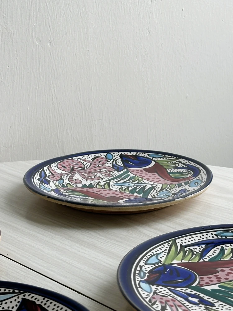 Assiettes En Céramique Colorées. Assiettes 5 Assiettes En Céramique Colorées. Assiettes – Image 5