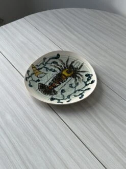 Assiette Crustacé Peinte à La Main MBFA Pornic - Paimpol. Assiettes -Cuisine Fournitures Soldes Boutique 1000x1000 img 1319 0zlyc 1254195459