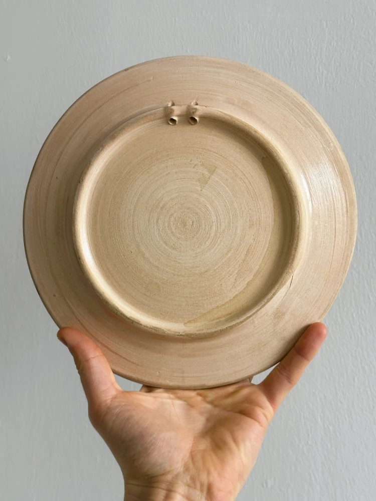 Assiettes En Céramique Colorées. Assiettes 8 Assiettes En Céramique Colorées. Assiettes – Image 8