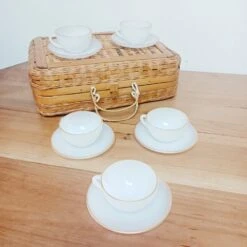Lot De 5 Tasses Avec Soucoupes Arcopal En Opaline Thé, Café Ou Petit Cacao