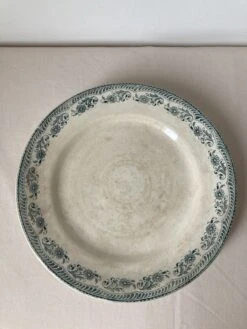 Assiette Sur Pied, Présentoir, Assiette Montée Vintage, Terre De Fer, Moustiers Assiettes