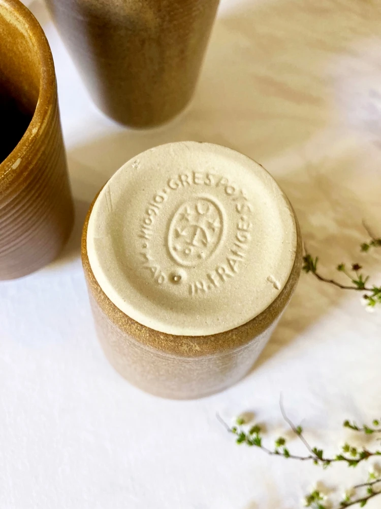 Ensemble De 9 Gobelets En Grès Digoin Verres 3 Ensemble De 9 Gobelets En Grès Digoin Verres – Image 3