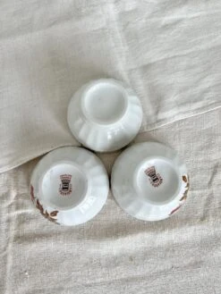 Trio De Petits Bols à Café Au Lait Vintage Porcelaine Blanche De Chauvigny Motif Fleuri Cottage Core Thé, Café Ou Petit Cacao -Cuisine Fournitures Soldes Boutique 1000x1000 img 5891 217b8 1083399237