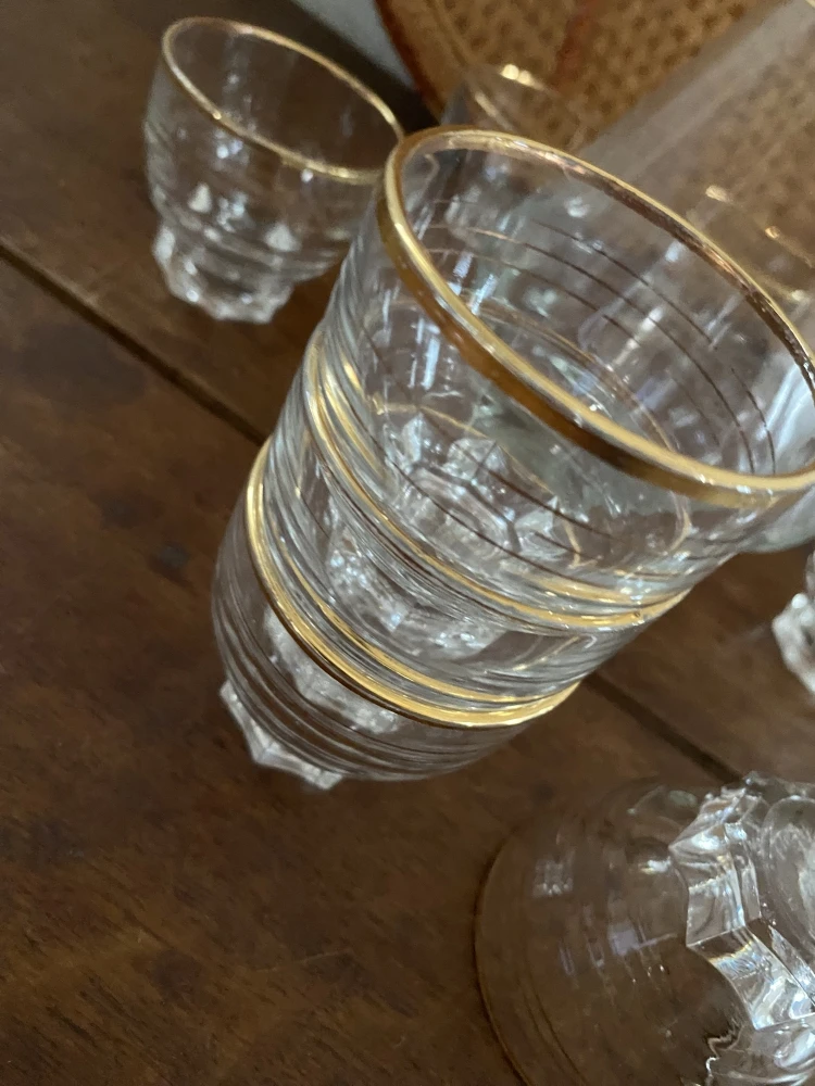 9 Verres Au Liseré Doré Vintage. Verres 4 9 Verres Au Liseré Doré Vintage. Verres – Image 4