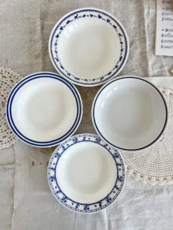 4 Assiettes Creuses Vintage Dépareillées Porcelaine Bleue Blanche Lot P Assiettes