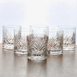 Set De Verres Anciens En Cristal Ciselé à La Main Verres