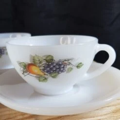 Service Petits Déjeuner Arcopal Fruits De France Thé, Café Ou Petit Cacao -Cuisine Fournitures Soldes Boutique 1000x1000 service cafe the coquetier pot lait arcopal fruits france 3 5lwgr 1627929491