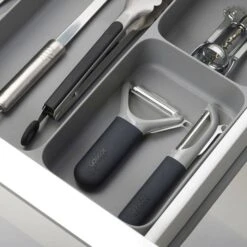 DECORTWIST Ustensile Pour Pâte à Sucre Decora Avec 20 Embouts